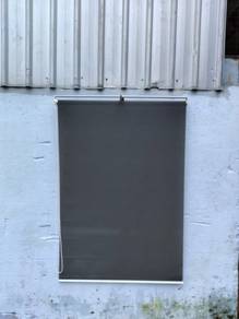 R52-K    Window Blind TANA USA Black L.111 cm