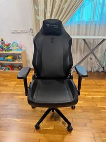 Secret lab Titan Evo gaming chair
