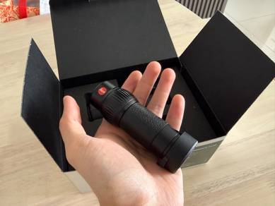Leica Monovid 8x20 Monocular with Leather Case