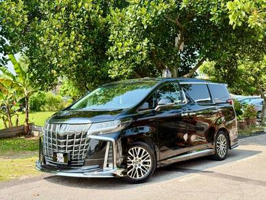 Toyota Alphard 2.5 SC in Kepong, KUL