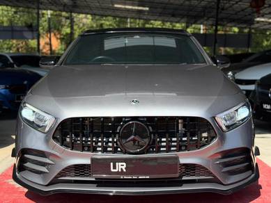 Mercedes Benz A250 250 AMG LINE in Desa Petaling, KUL
