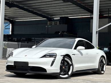 Porsche Taycan 4S in Bandar Bukit Raja, SGR