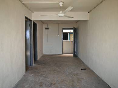 Flat For Rent in Taman Bistari