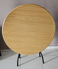 Round Foldable Dining / Study Table
