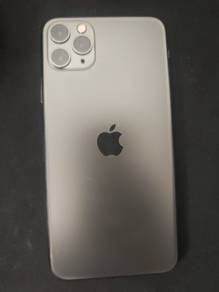 iPhone 11 Pro Max – Original, No Issues