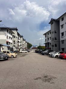 Flat For Sale in Taman Tampoi Utama Flat