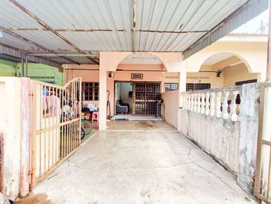 1-storey Terraced House For Sale in Banting,SGR