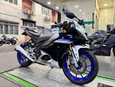 Yamaha R15