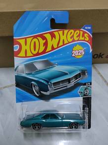 Hotwheels Green '66 Buick Riviera