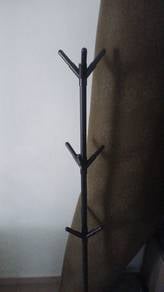 tree-style coat and hat rack
