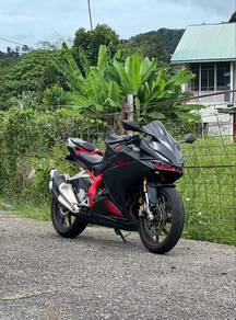 Honda CB250R
