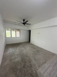 Apartment For Sale in Desa Intan