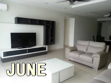 Condominium For Rent in Summerton Condominium