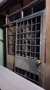 Girll Pintu untuk dijual