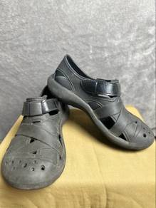Sandal