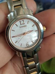Vintage Wired lady watch by alba seiko