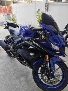 Yamaha R15