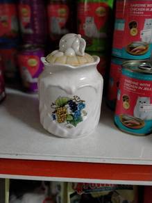 unique collectibles container