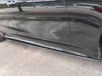 Mercedes benz CLS side diffuser