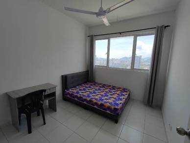 Room in Tanjong Tokong, PNG