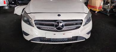 A-class W176 M270910 half cut