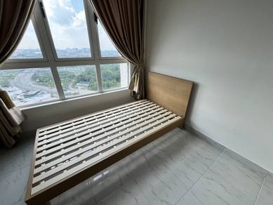 Nitori bedframe Single Solidwood katil 🛏️