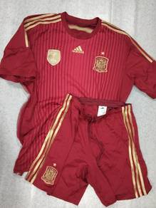 Combo Adidas Spain 2014.jersey