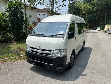 Toyota Hiace in Seri Kembangan, SGR