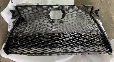 Lexus rx 300 16/18 f sport OEM front grille