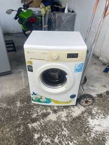 Electrolux front load washing machine washer 7kgs