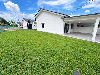 1-storey Terraced House For Sale in Mantin,NSN