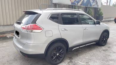 Nissan X-Trail in KLCC, KUL