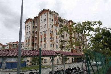 Apartment For Sale in Pangsapuri Danaumas