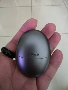 Huawei Freebuds 6 earbuds