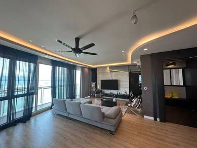 Condominium For Sale in Gurney Paragon