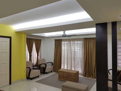Semi-Detached House For Sale in Gombak,SGR