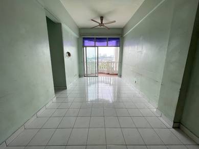 Condominium For Sale in Casa Mila