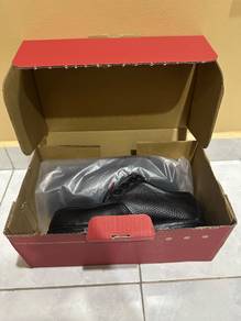 Safety shoes