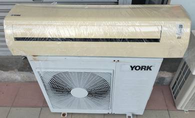 York aircond R22 non inverter 2.5HP
