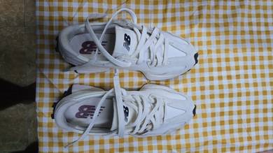 NB 327 Women