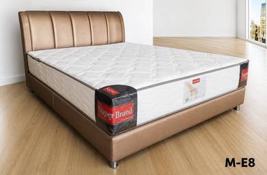 Queen Bed E8