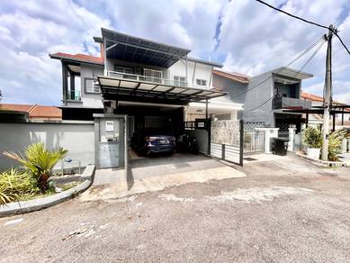 2.5-storey Terraced House For Sale in Ampang,SGR