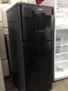 Black Mitsubishi Fridge Refrigerator Peti Sejuk