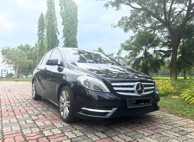 Mercedes Benz B200 200 BlueEFCY SPRTS TOURER (CBU in Subang Jaya, SGR