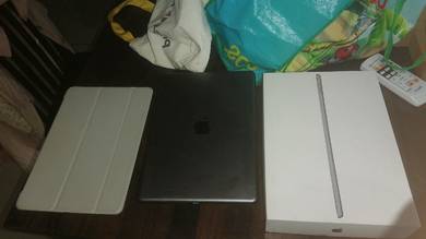 I pad 8th 128gb WiFi only 