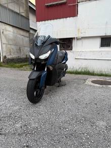 Yamaha XMAX