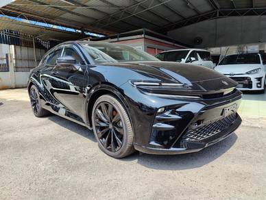 Toyota Crown SPORT Z in Sungai Besi, KUL