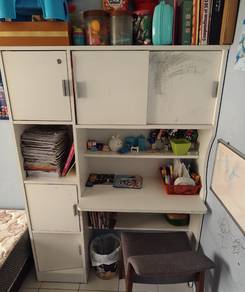 Reading desk