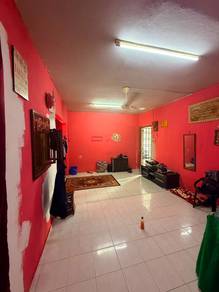 Apartment For Sale in Taman Daya - Jalan Pinang 3, 4