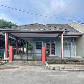 Semi-Detached House For Sale in Kuching,SWK
